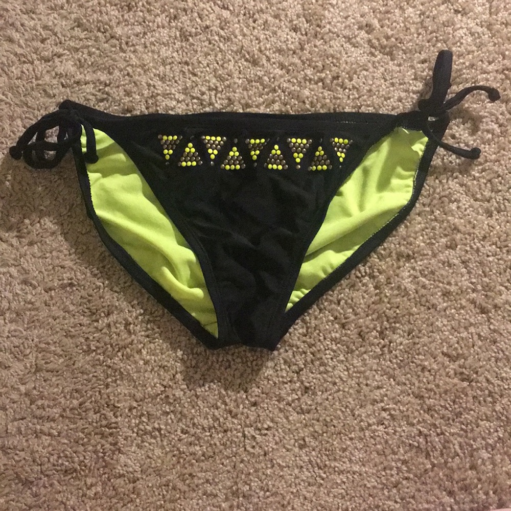 Bikini bottom